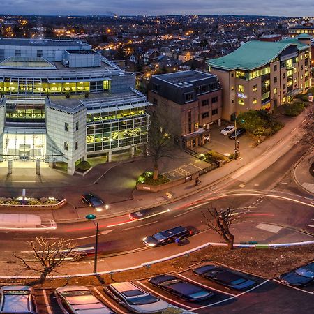 Holiday Inn London Watford Junction By Ihg Bagian luar foto