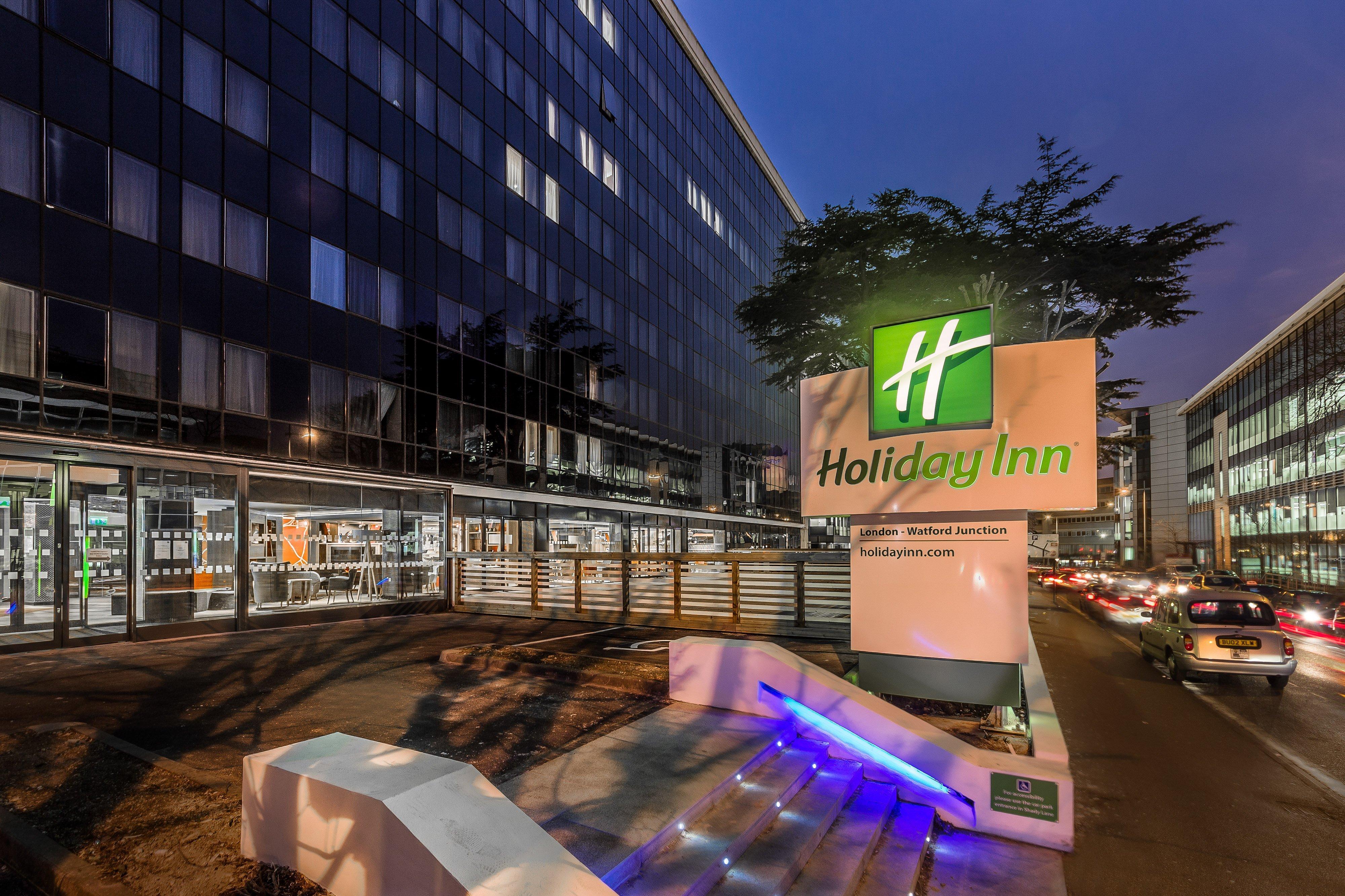 Holiday Inn London Watford Junction By Ihg Bagian luar foto