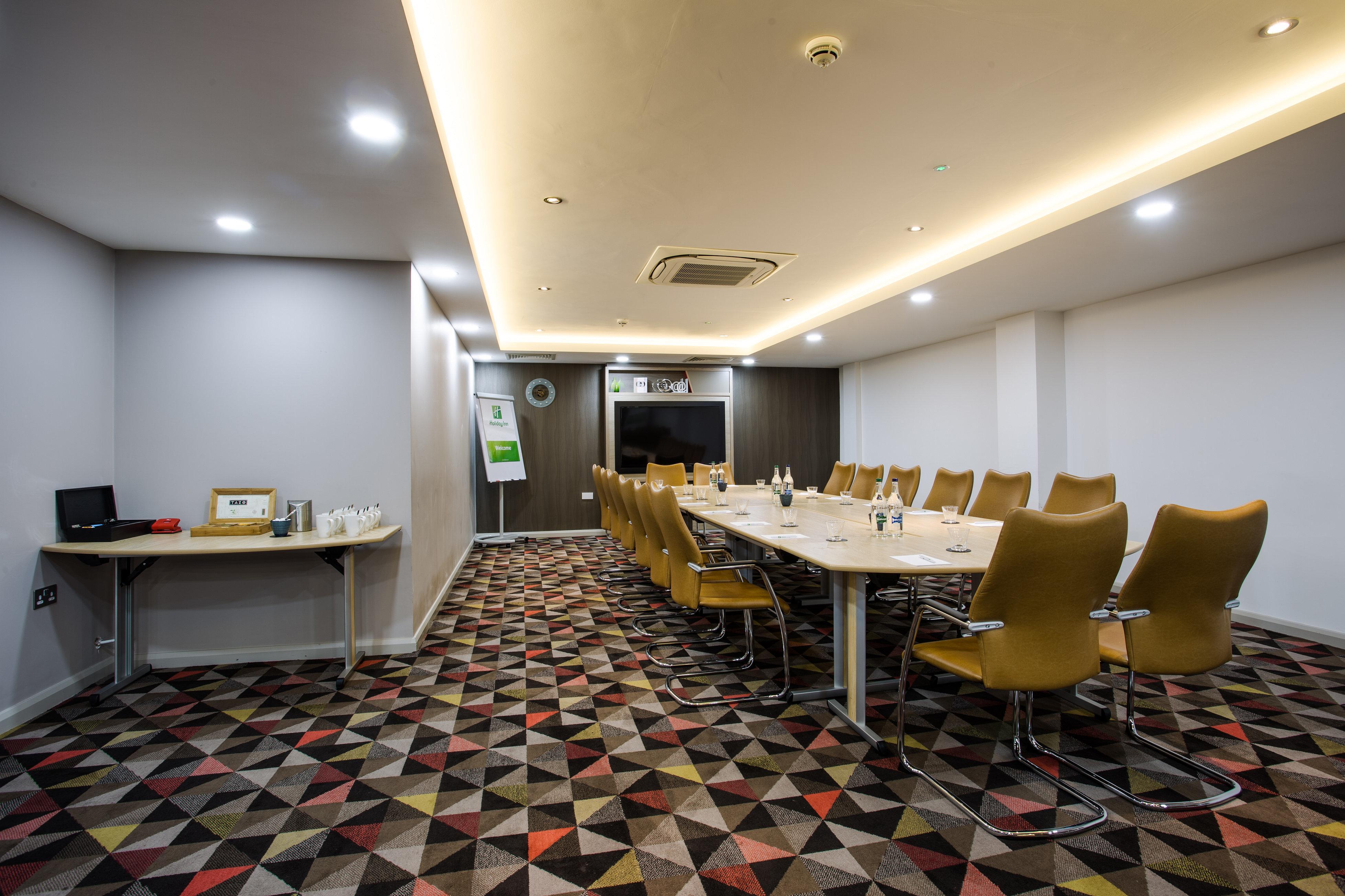 Holiday Inn London Watford Junction By Ihg Bagian luar foto