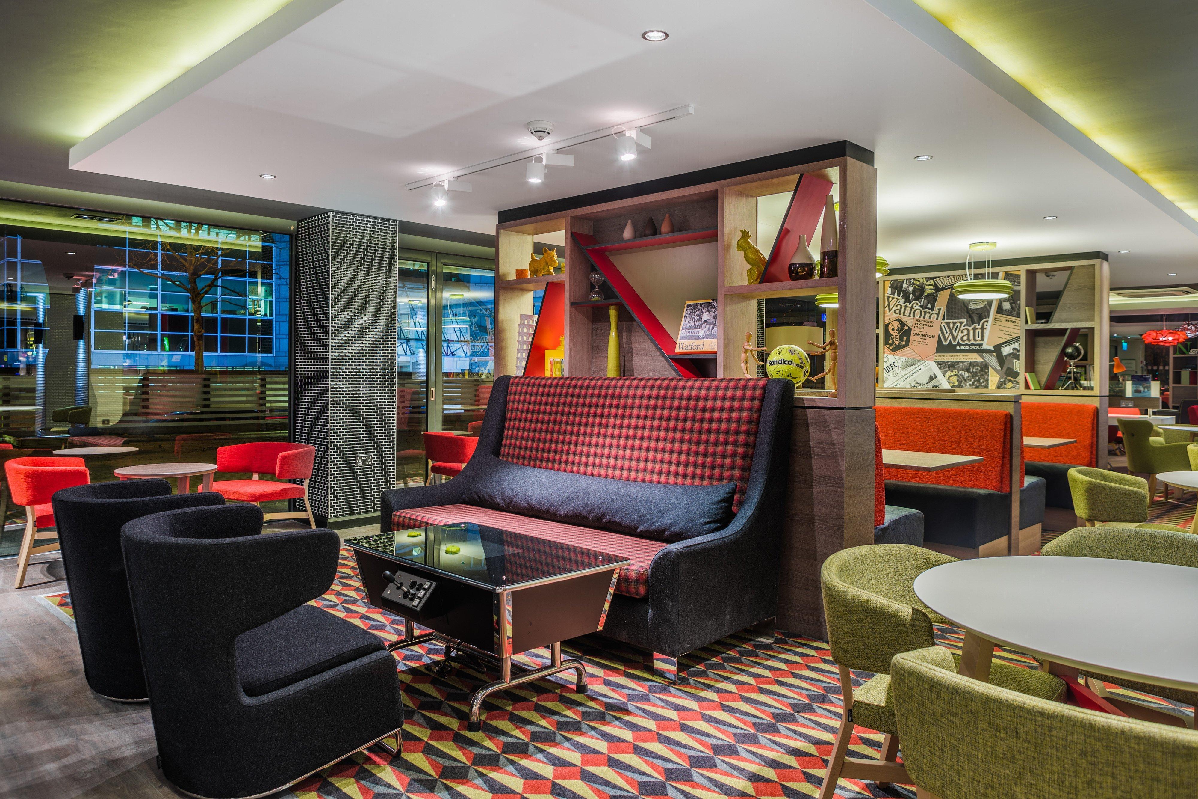 Holiday Inn London Watford Junction By Ihg Bagian luar foto