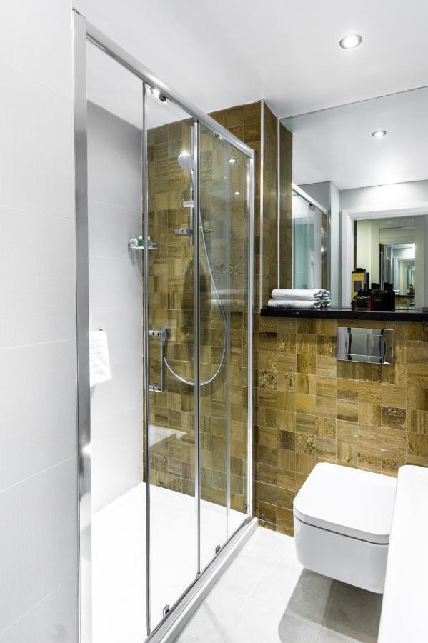 Holiday Inn London Watford Junction By Ihg Bagian luar foto